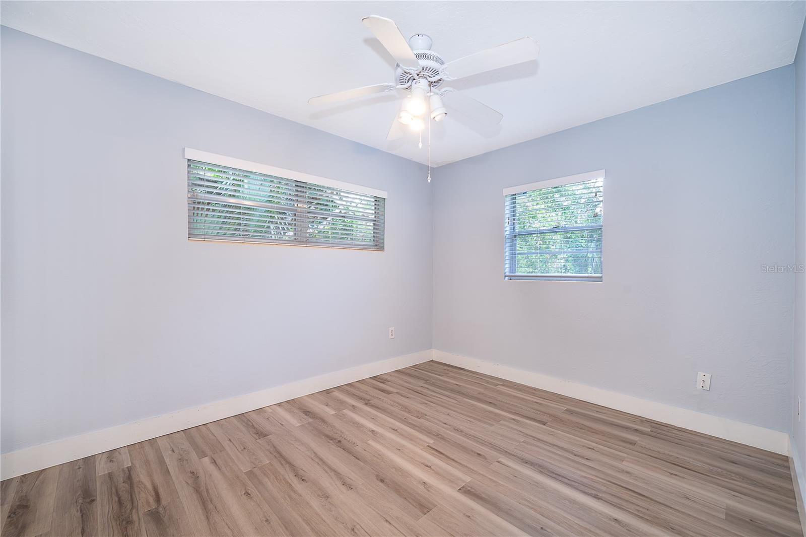 SUNSHINE GARDENS 2ND ADD - Residential Lease