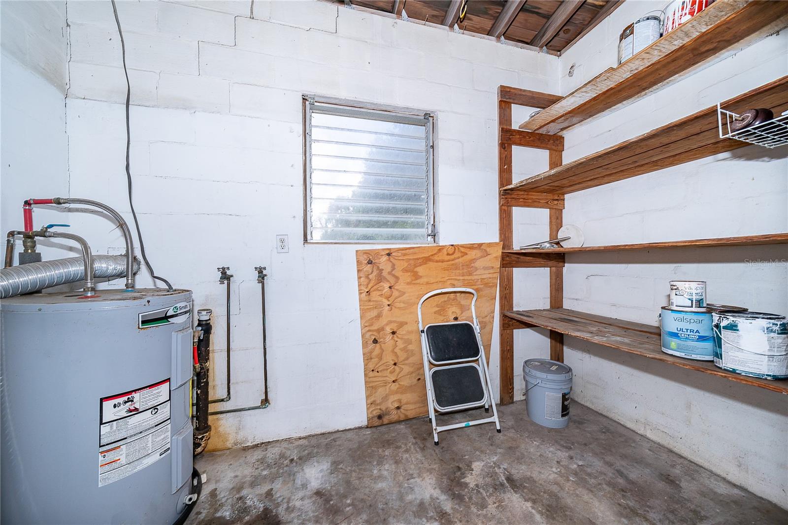 SUNSHINE GARDENS 2ND ADD - Residential Lease