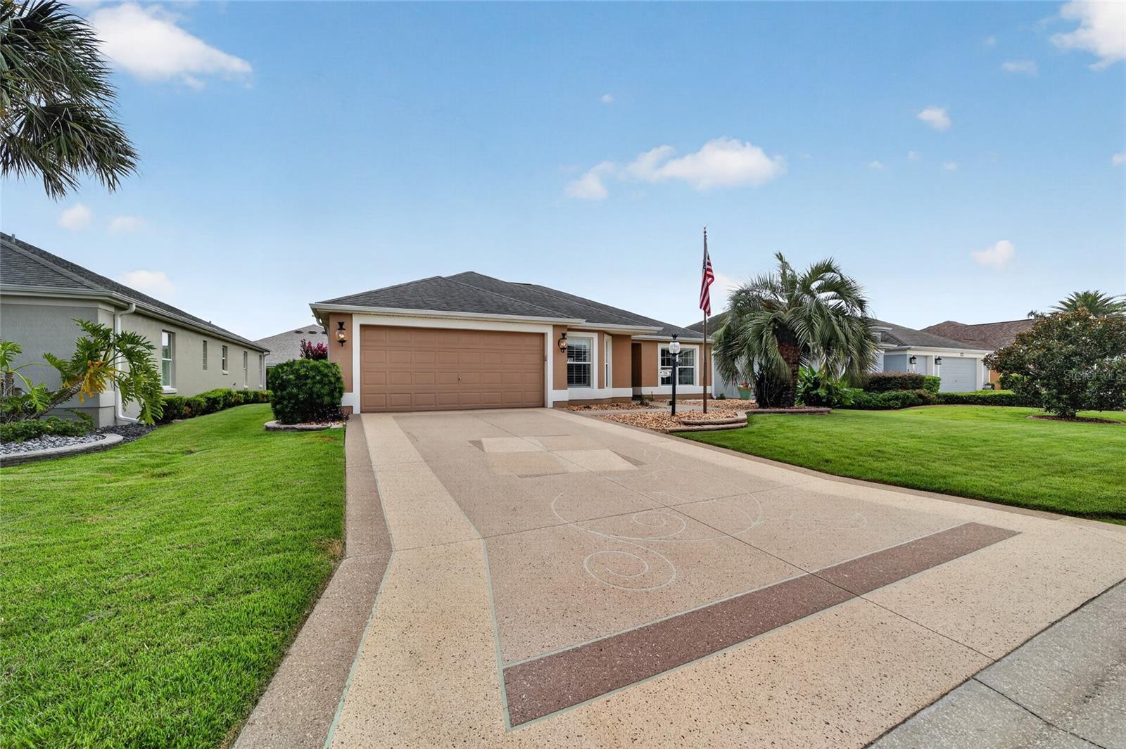 726 BRADFORD LOOP