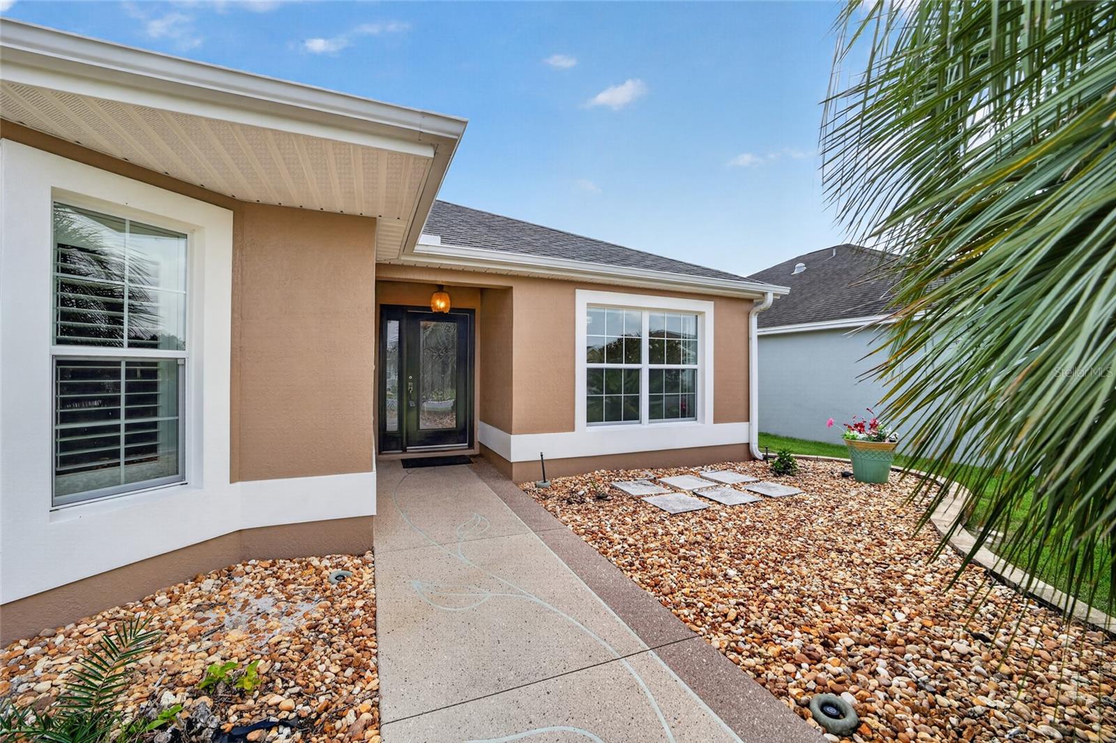 726 BRADFORD LOOP