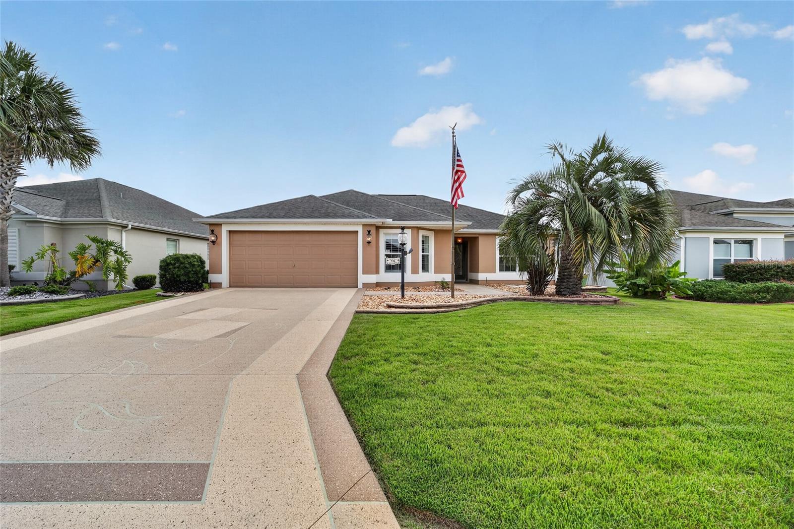 726 BRADFORD LOOP