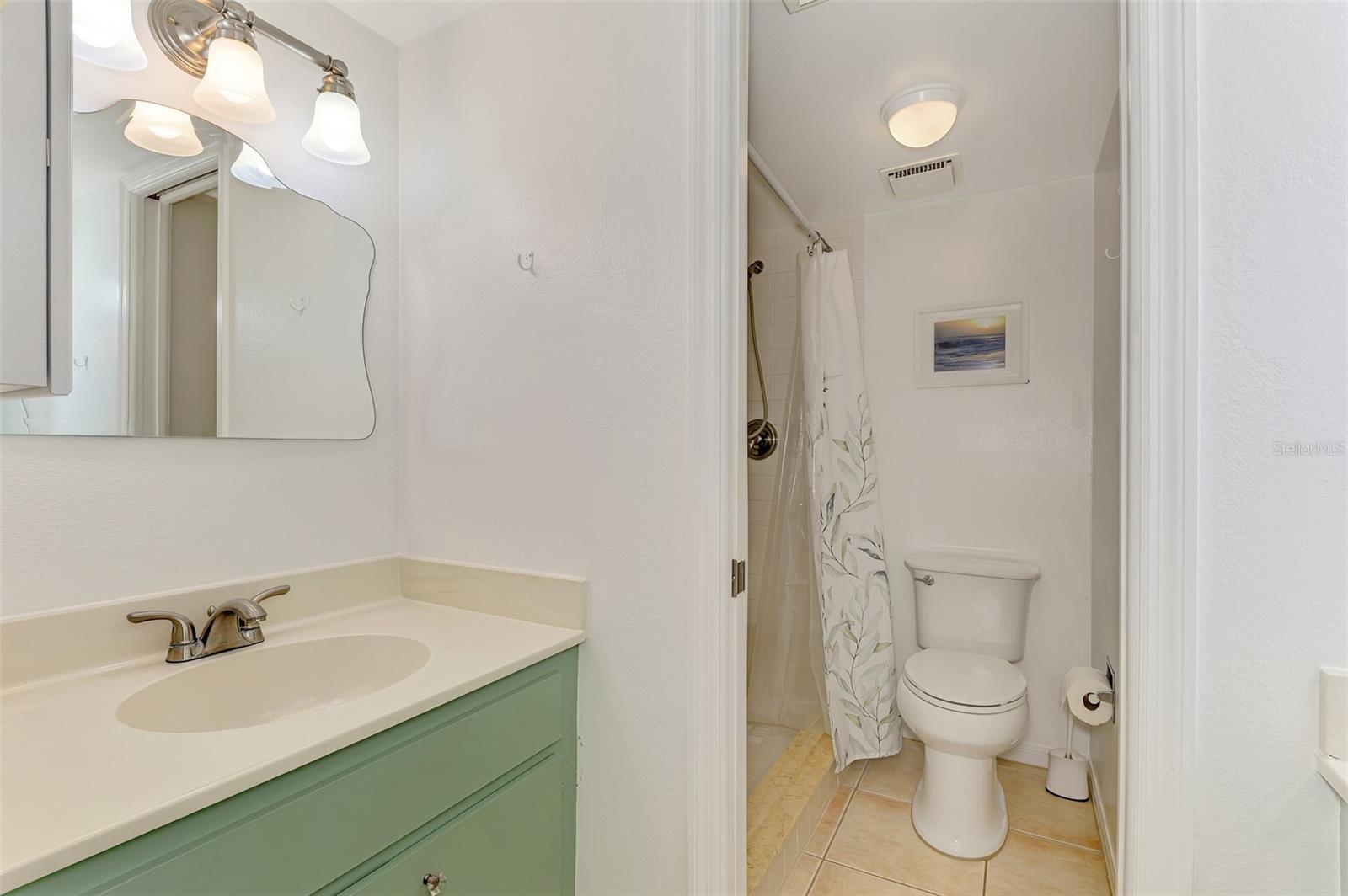 FARMINGTON VISTAS - Residential