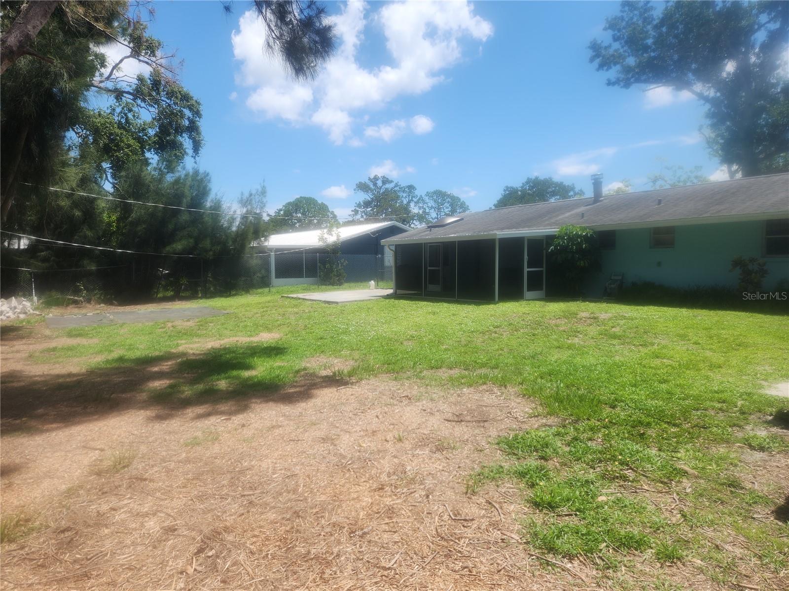 ROLANDO - Residential Lease