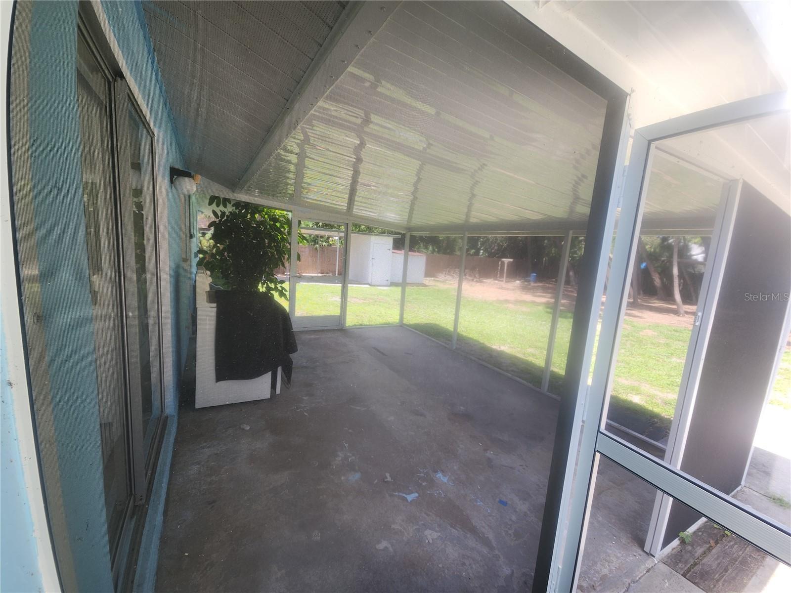 ROLANDO - Residential Lease