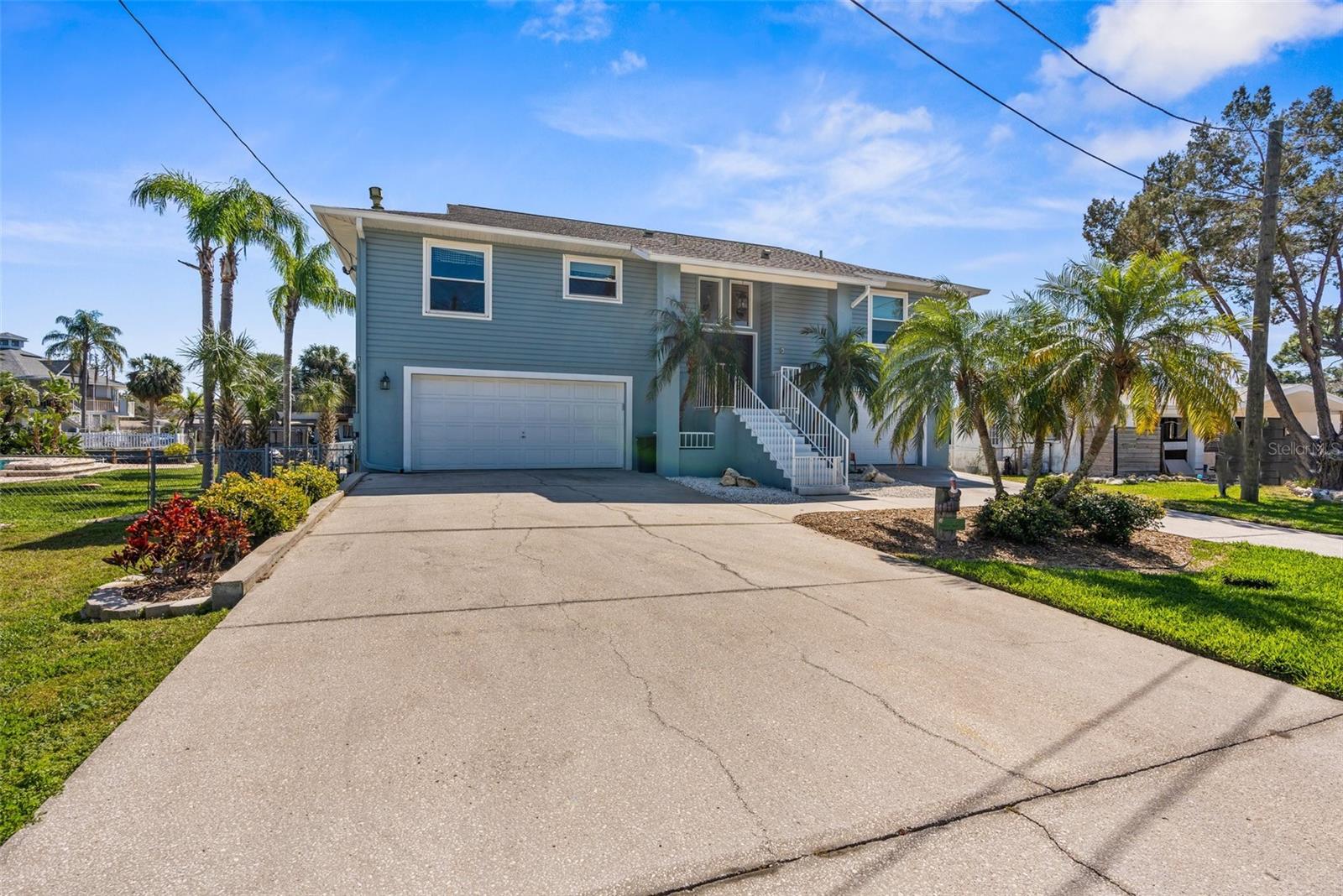 8408 DAMEN LANE