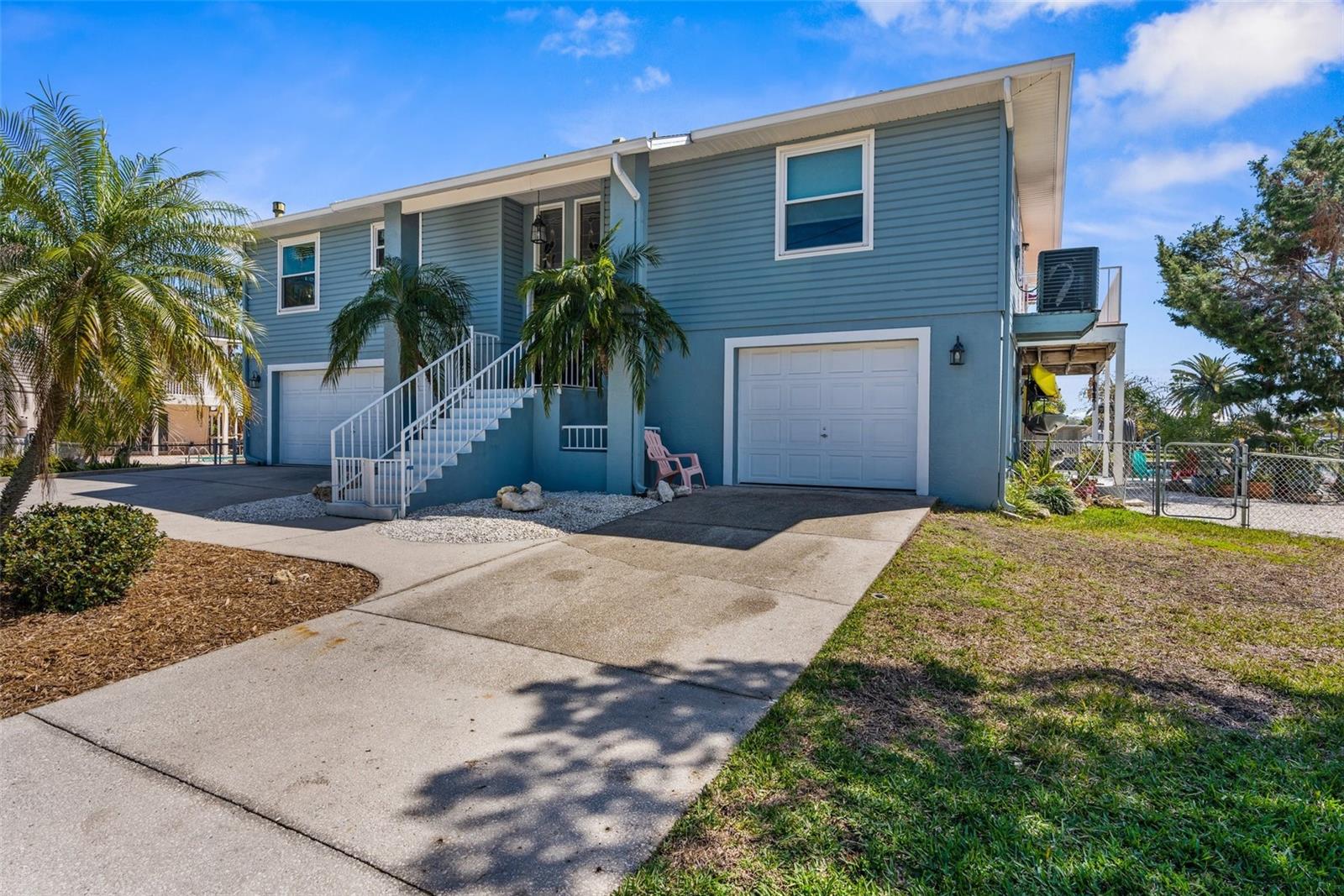8408 DAMEN LANE