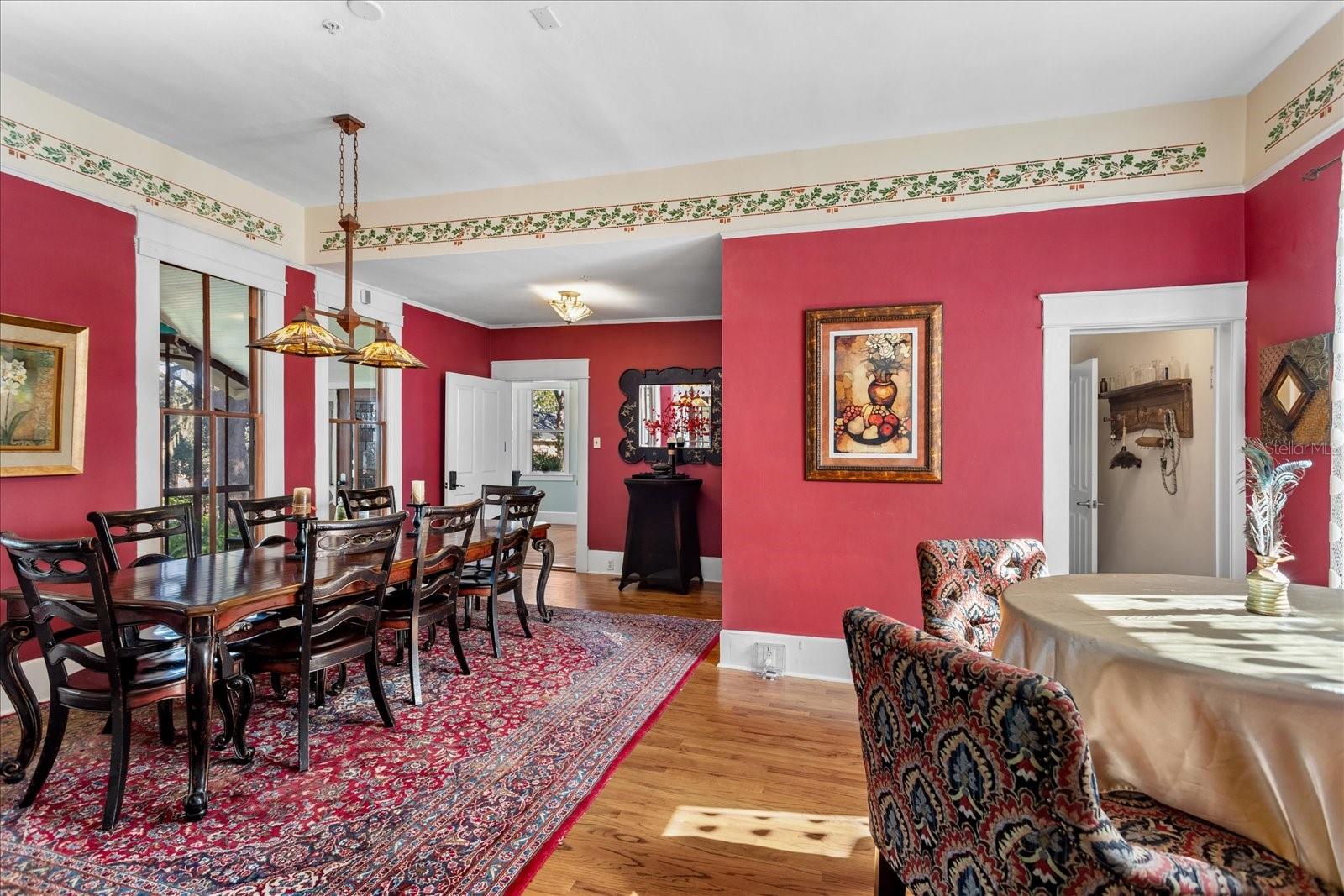 OAKLAND - Residential