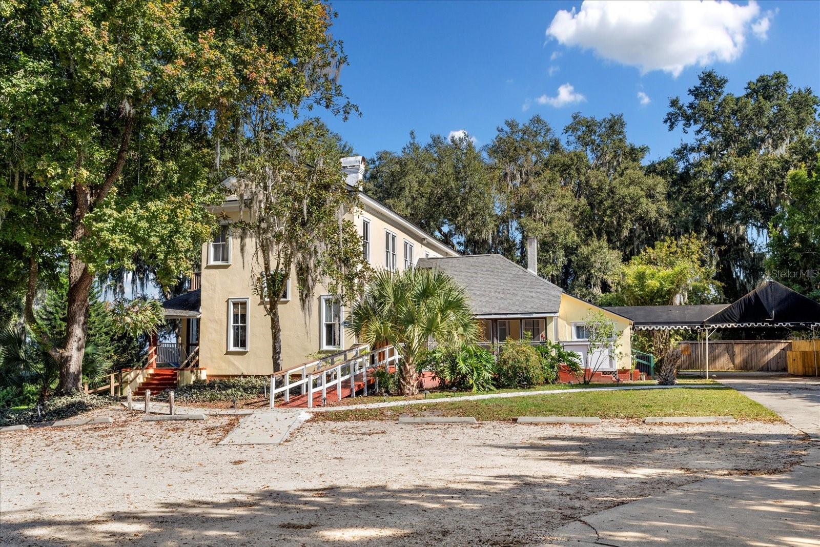 OAKLAND - Residential