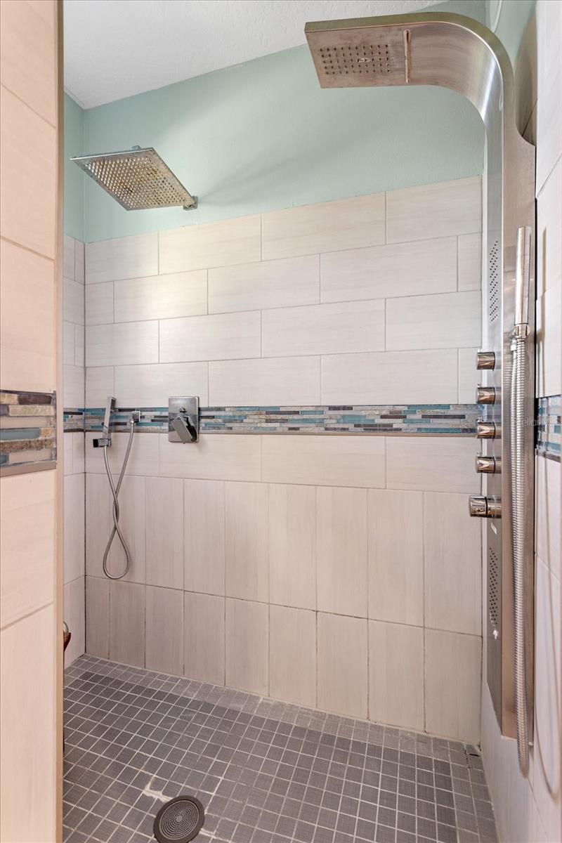 OAKLAND - Residential