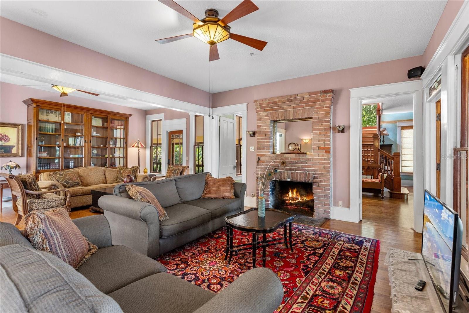 OAKLAND - Residential