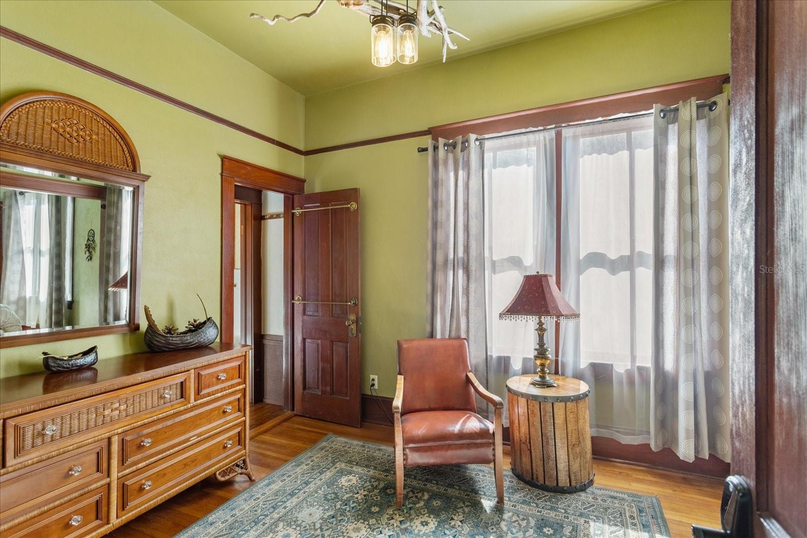 OAKLAND - Residential