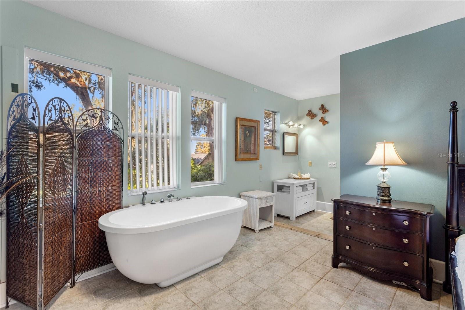 OAKLAND - Residential