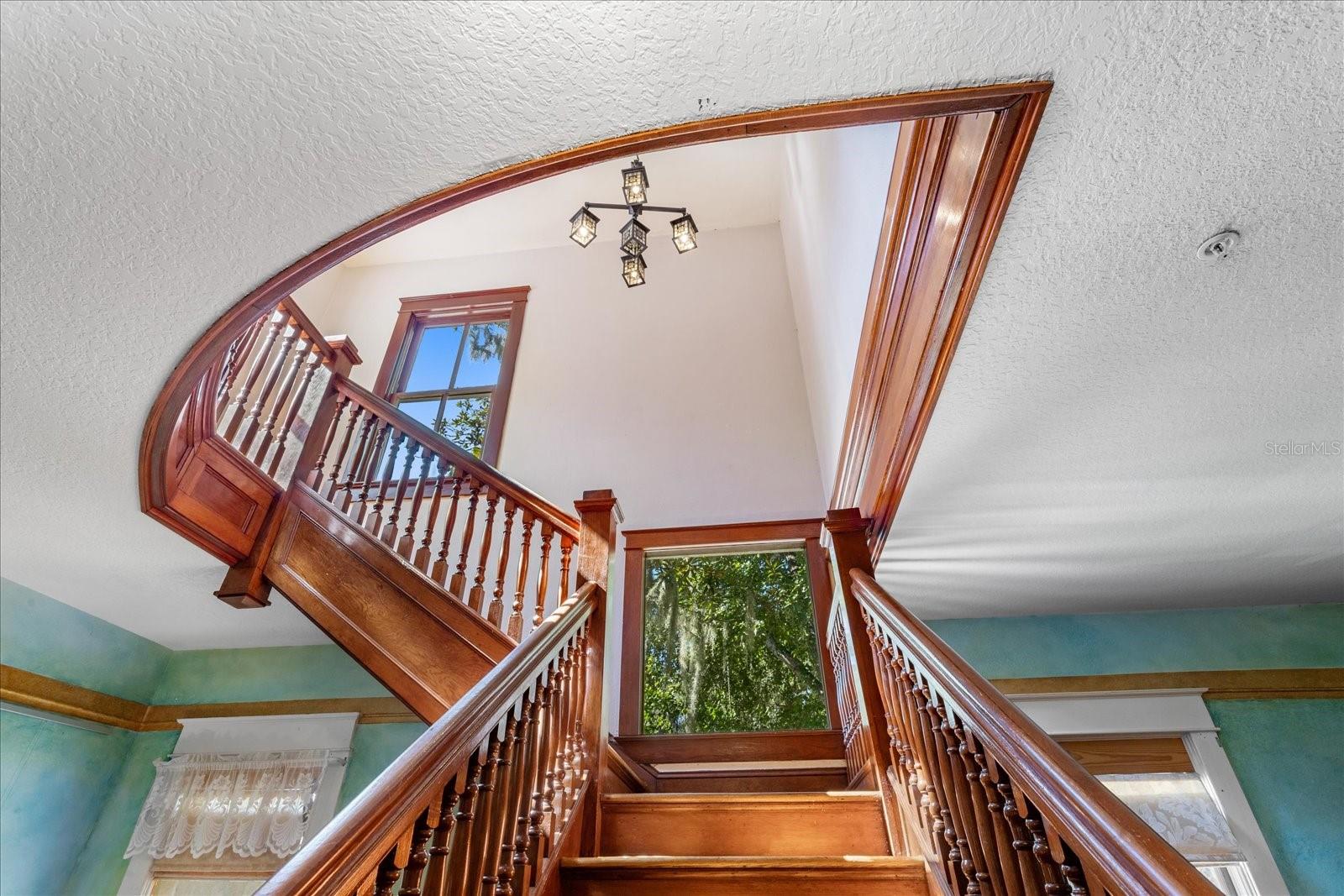 OAKLAND - Residential