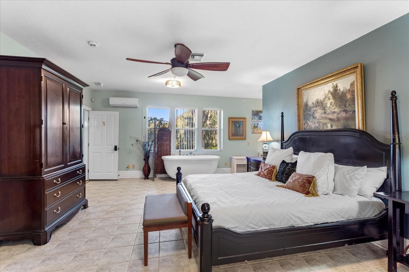 OAKLAND - Residential