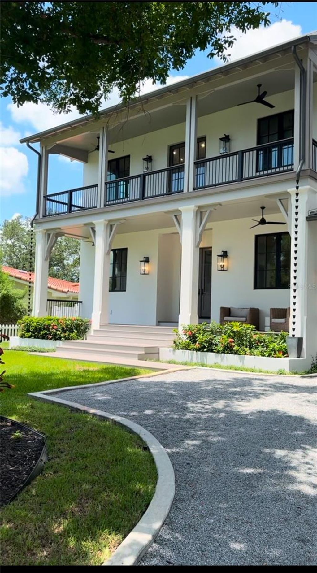 Photo of 578 W Davis Boulevard, Tampa, FL 33606 (MLS # J984800)