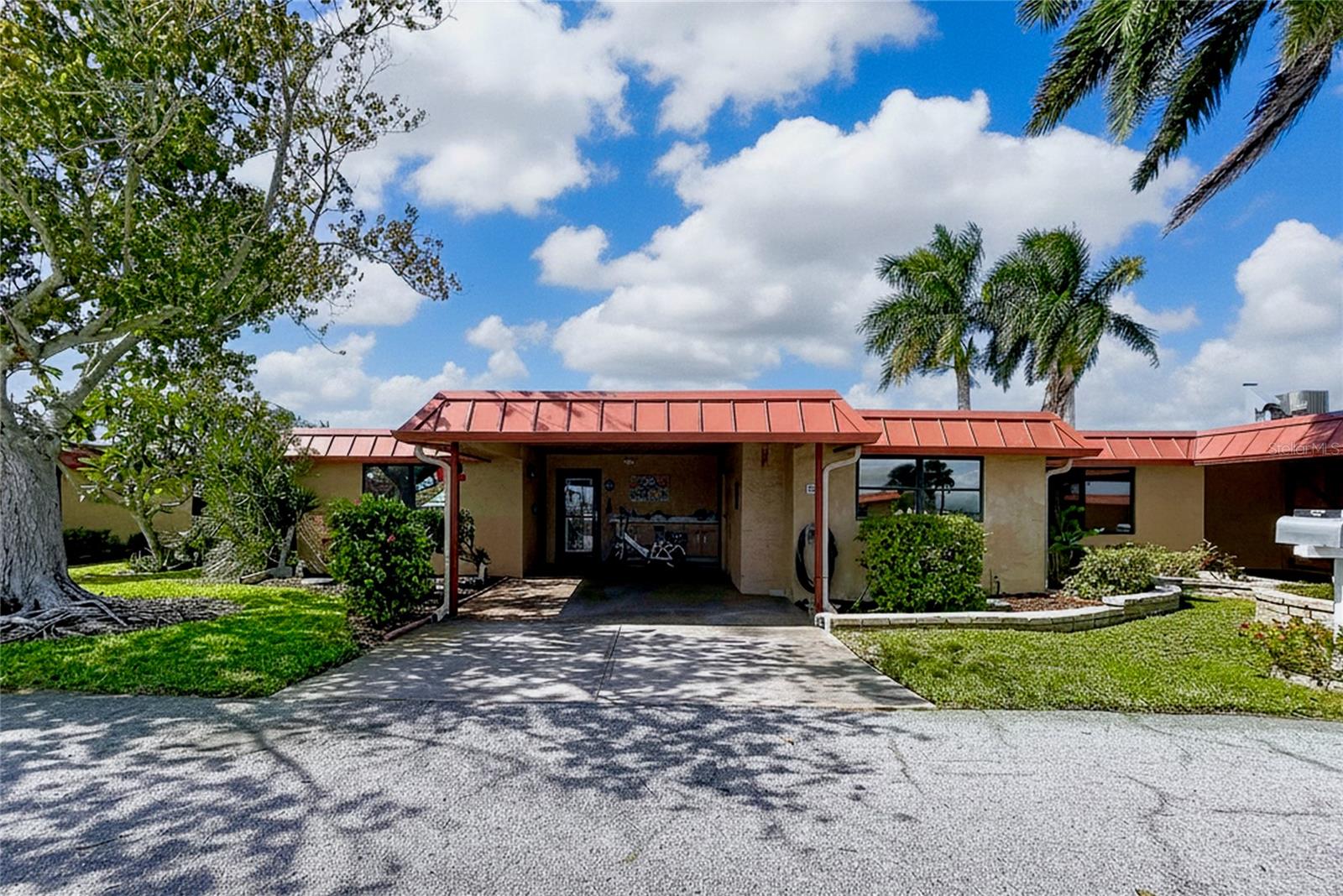 3852 CATALINA DRIVE 127, BRADENTON, FL, 34210 1 3852 CATALINA DRIVE 127