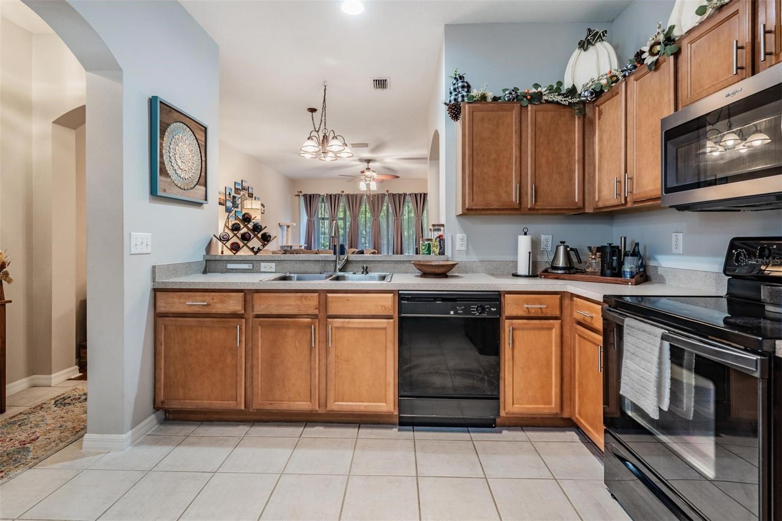 CHELSEA MANOR - Residential