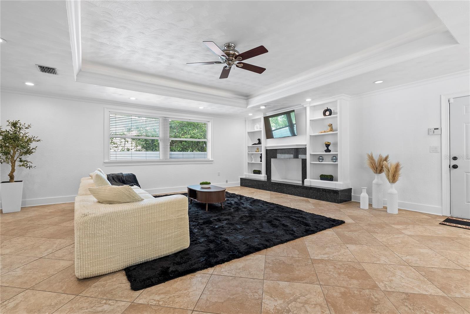 DAVIS ISLANDS PB10 PG52 TO 57 - Residential