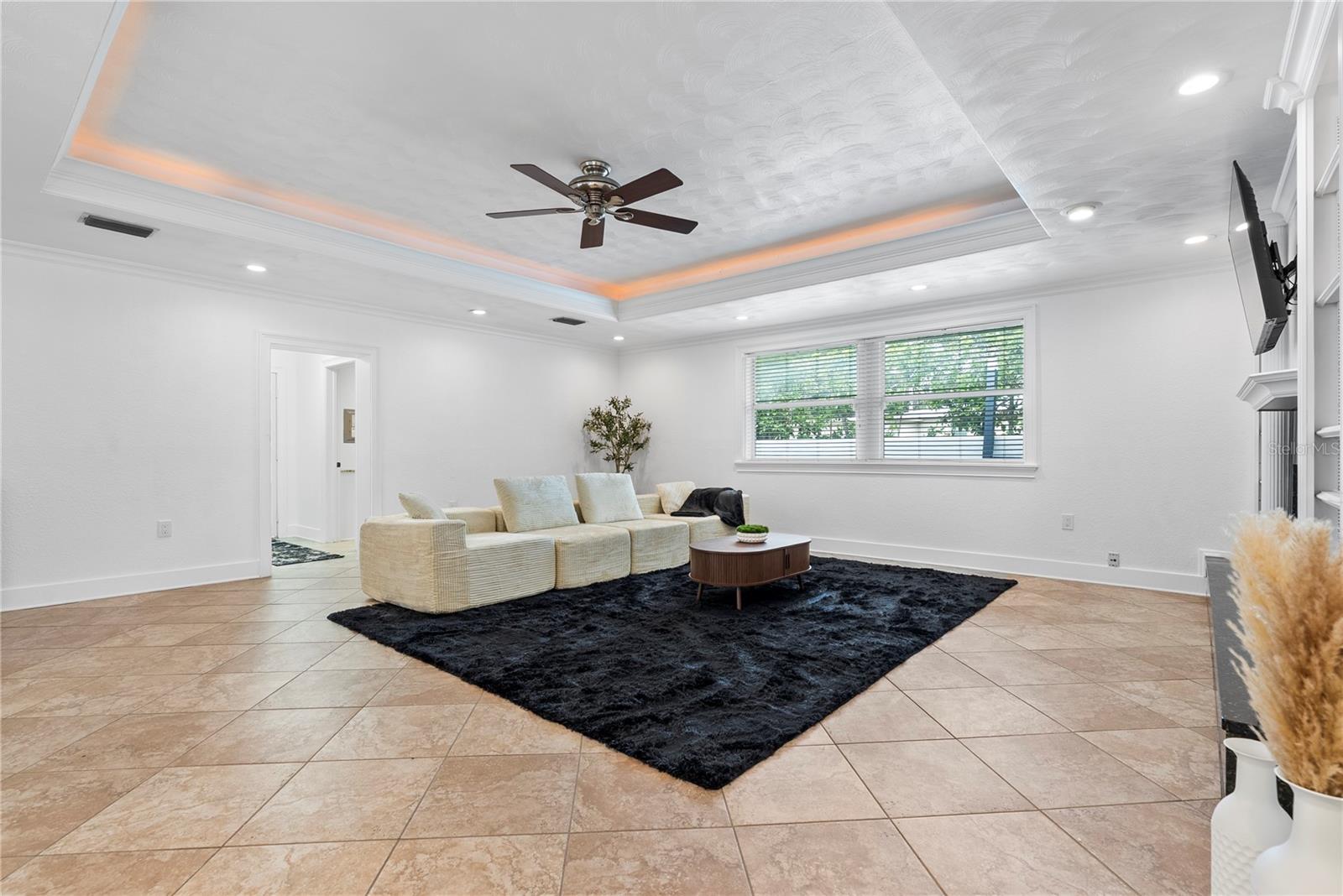 DAVIS ISLANDS PB10 PG52 TO 57 - Residential