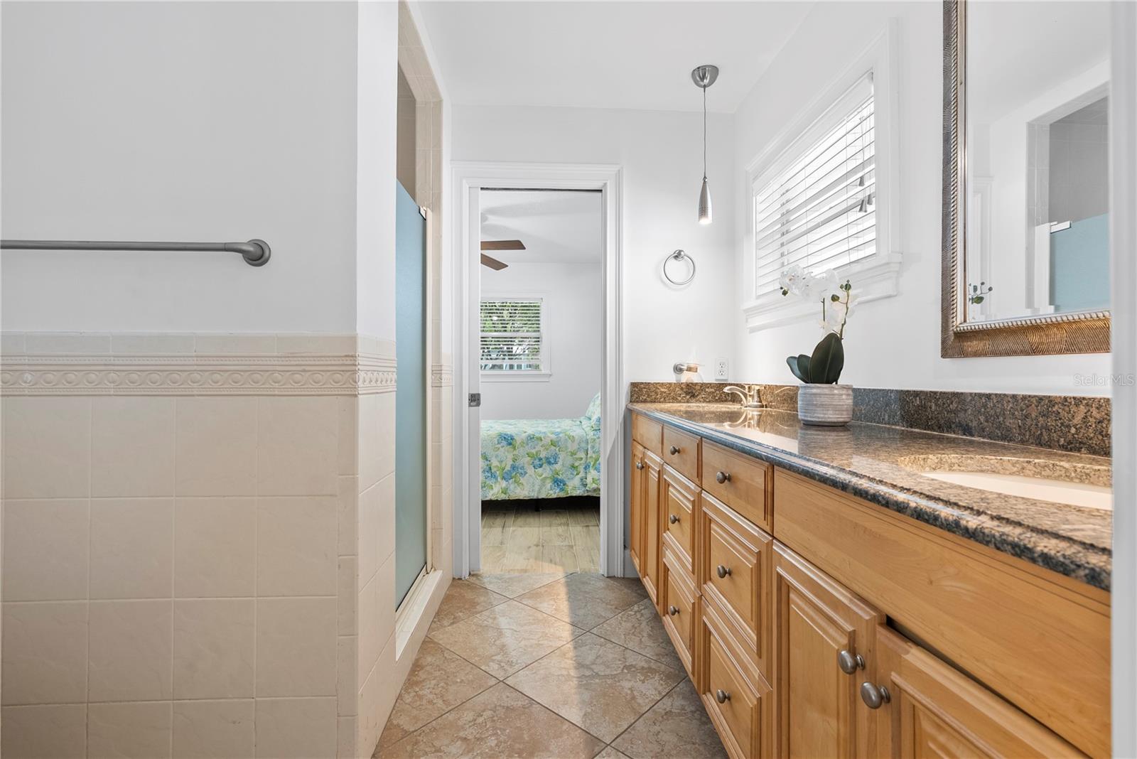 DAVIS ISLANDS PB10 PG52 TO 57 - Residential