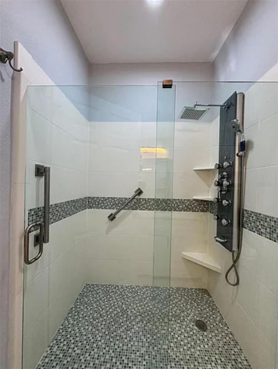 LAKE CHASE CONDO - Residential