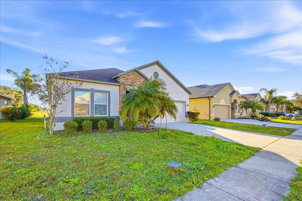 Photo of 5588 Sycamore Canyon Drive, Kissimmee, FL 34758 (MLS # S5139538)