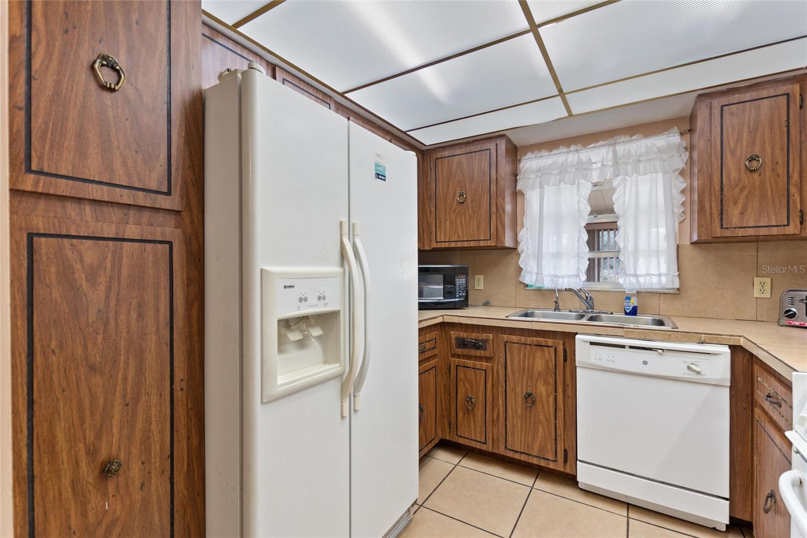 6101 RED GRANGE BOULEVARD