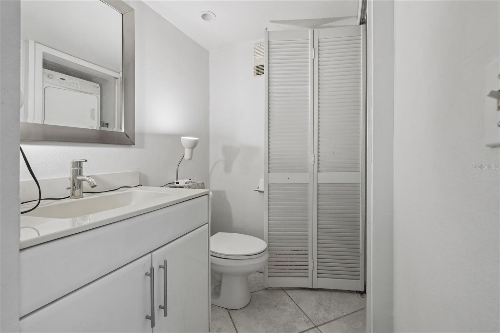 BAY ISLAND GROUP 15 - Residential