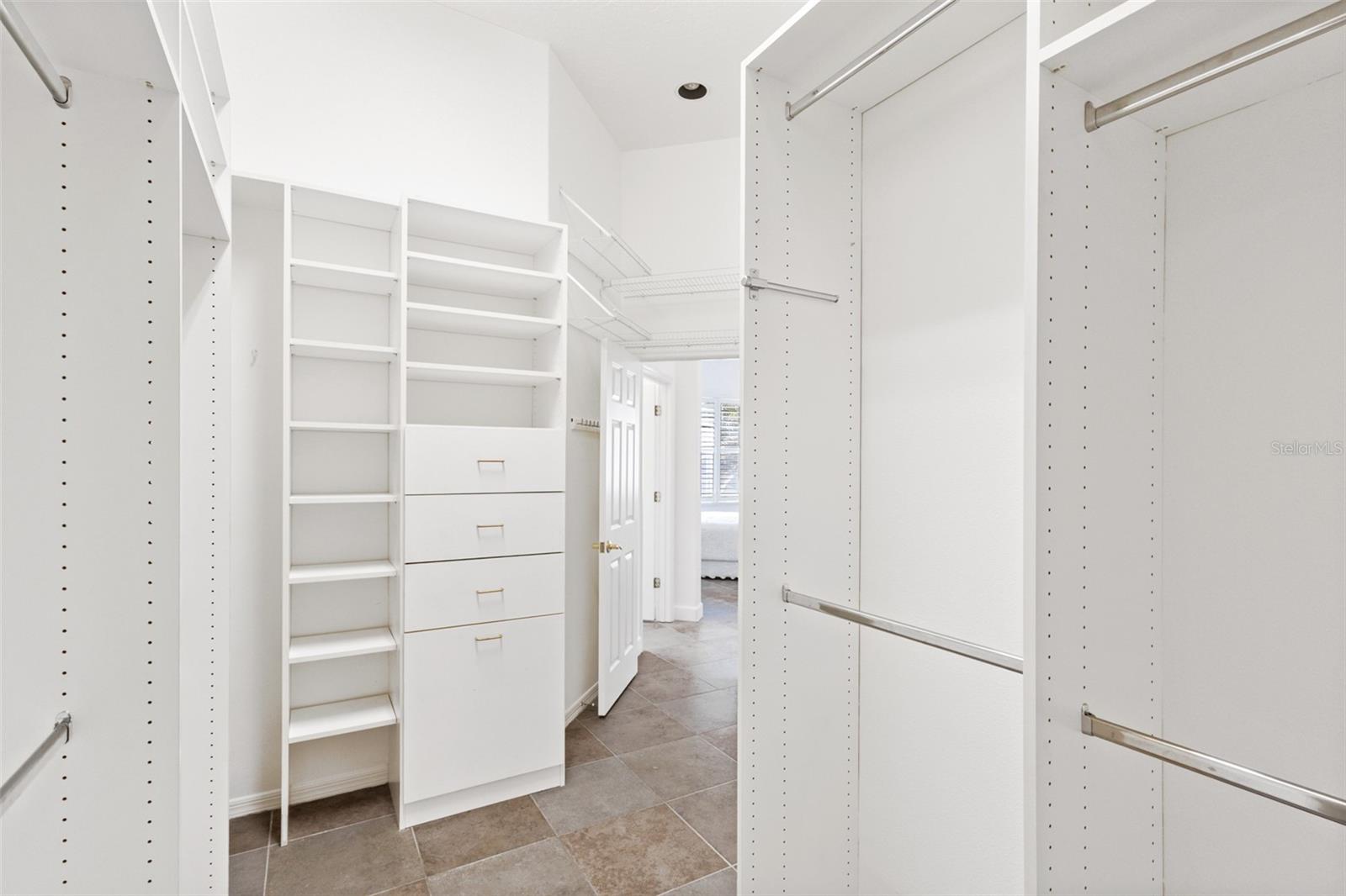 ROSEDALE 1 - Residential