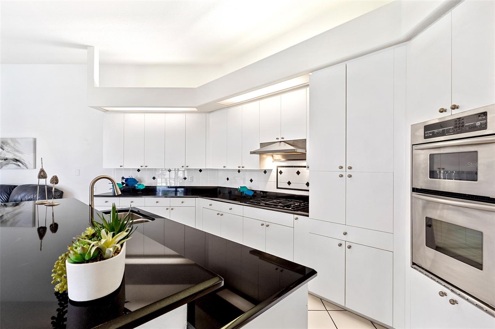 ROSEDALE 1 - Residential