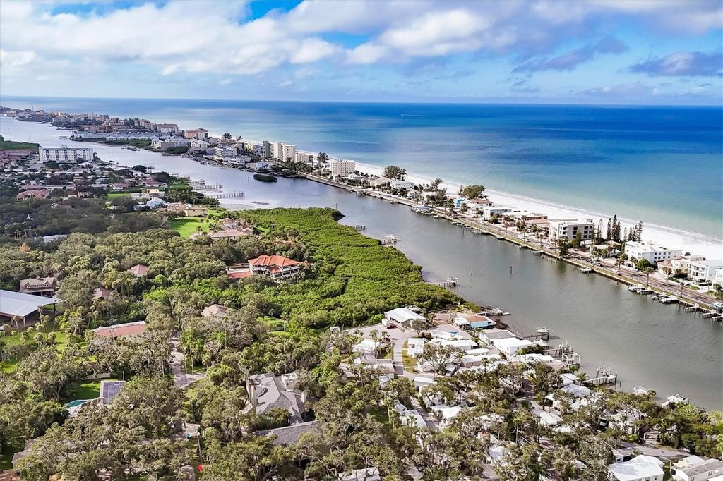 Photo of 15102 Mary Street, Largo, FL 33774 (MLS # A4668496)