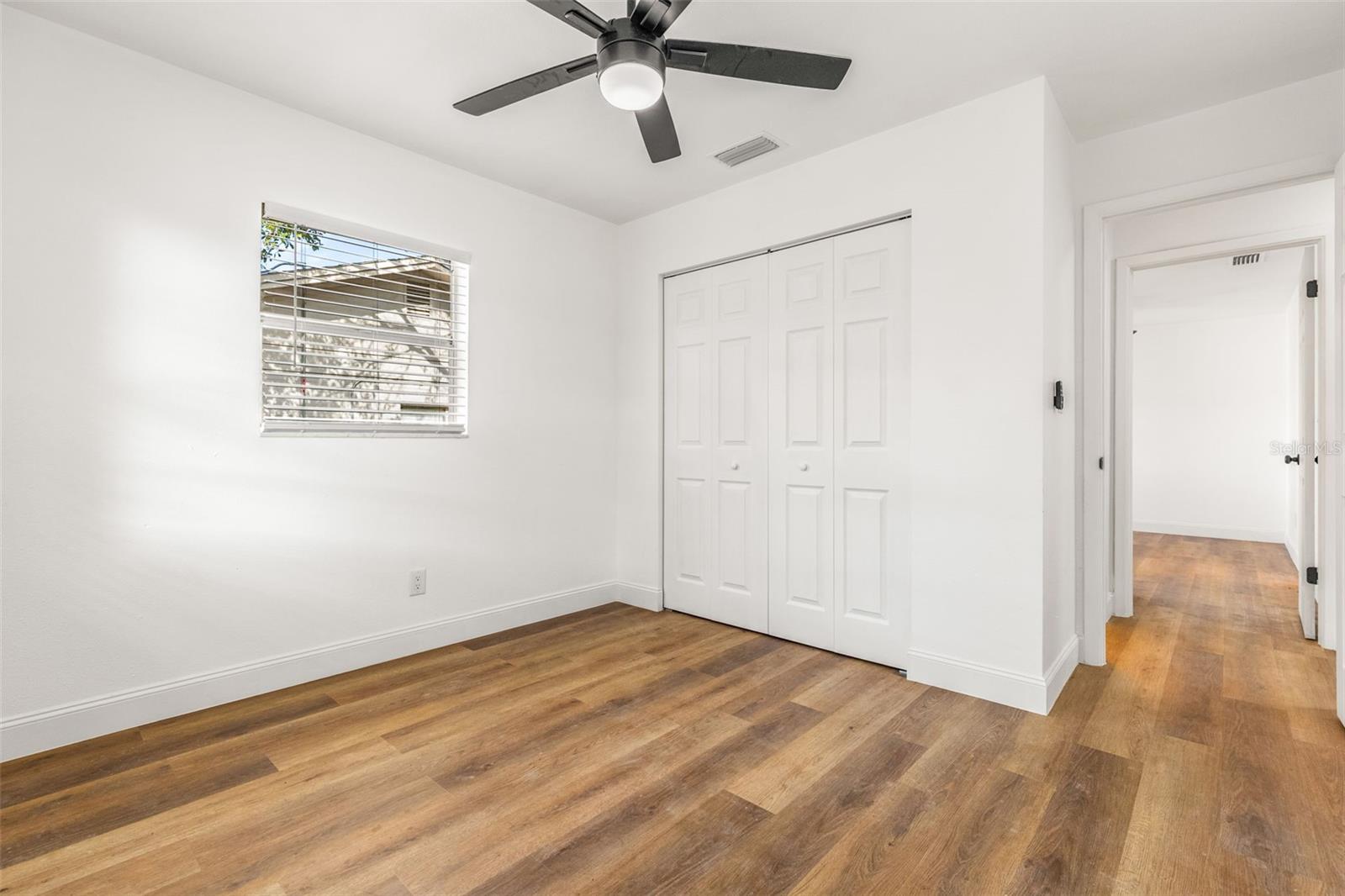 TRENTWOOD MANOR - Residential