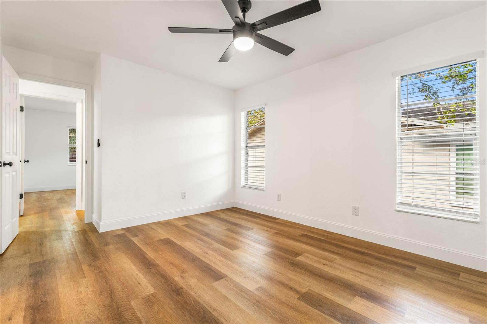 TRENTWOOD MANOR - Residential