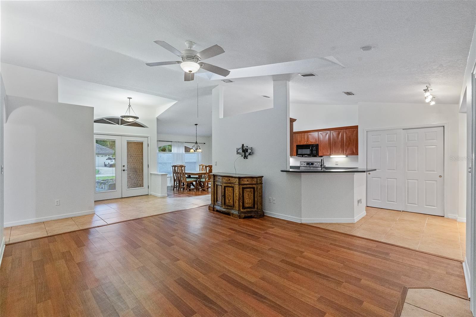 928 GEORGE HECKER DRIVE