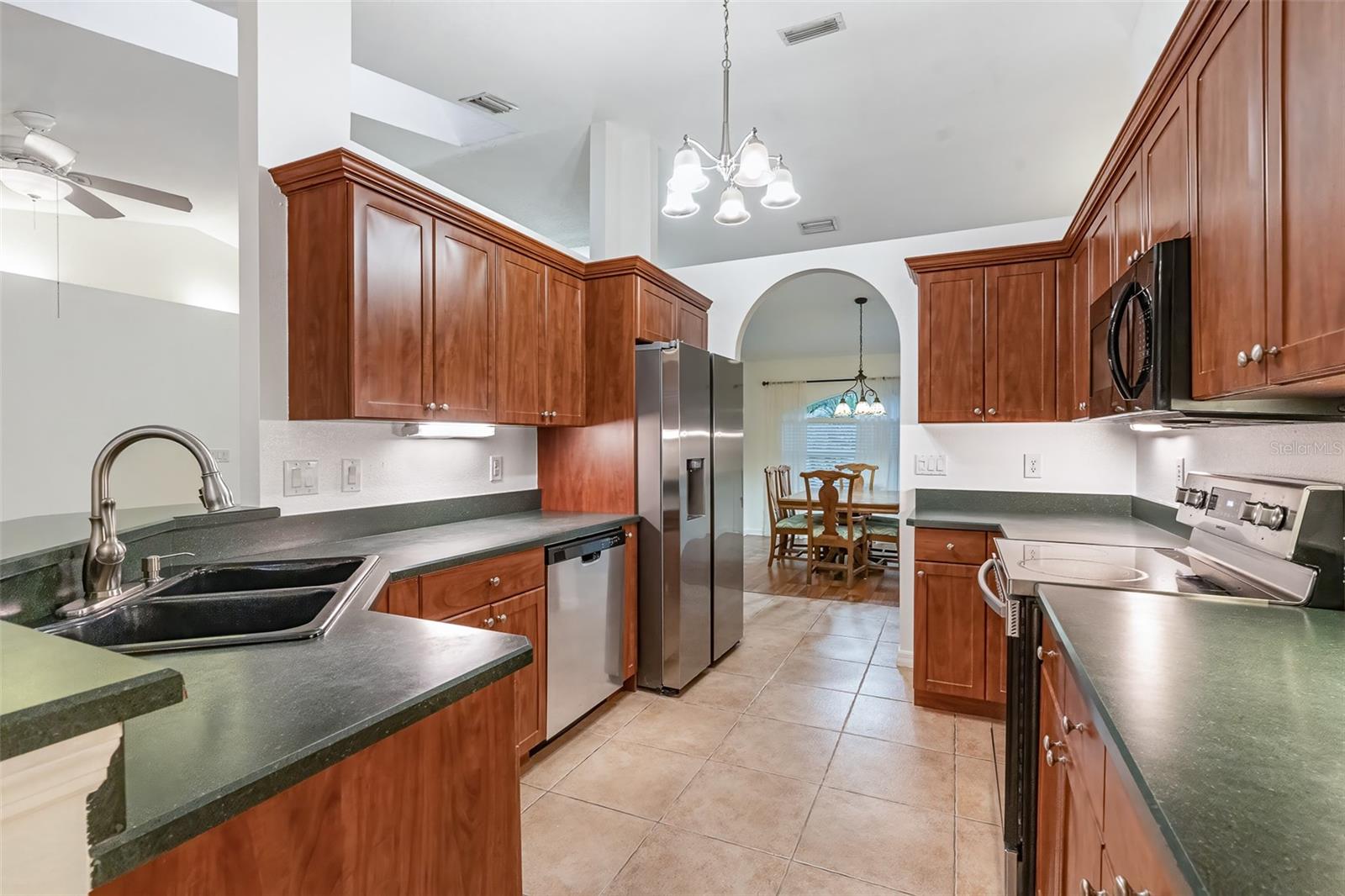 928 GEORGE HECKER DRIVE