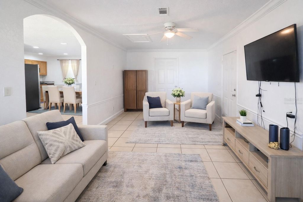 Photo of 1221 Ocoee Apopka Road, Apopka, FL 32703 (MLS # O6389449)