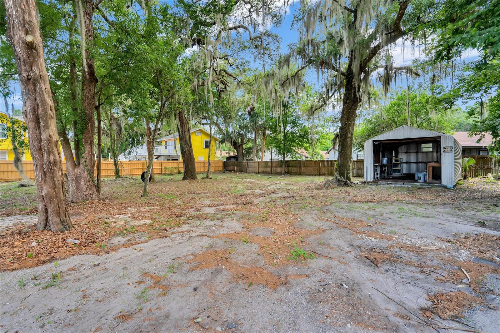 LEESBURG GAMBLE COTTRELL - Residential Lease