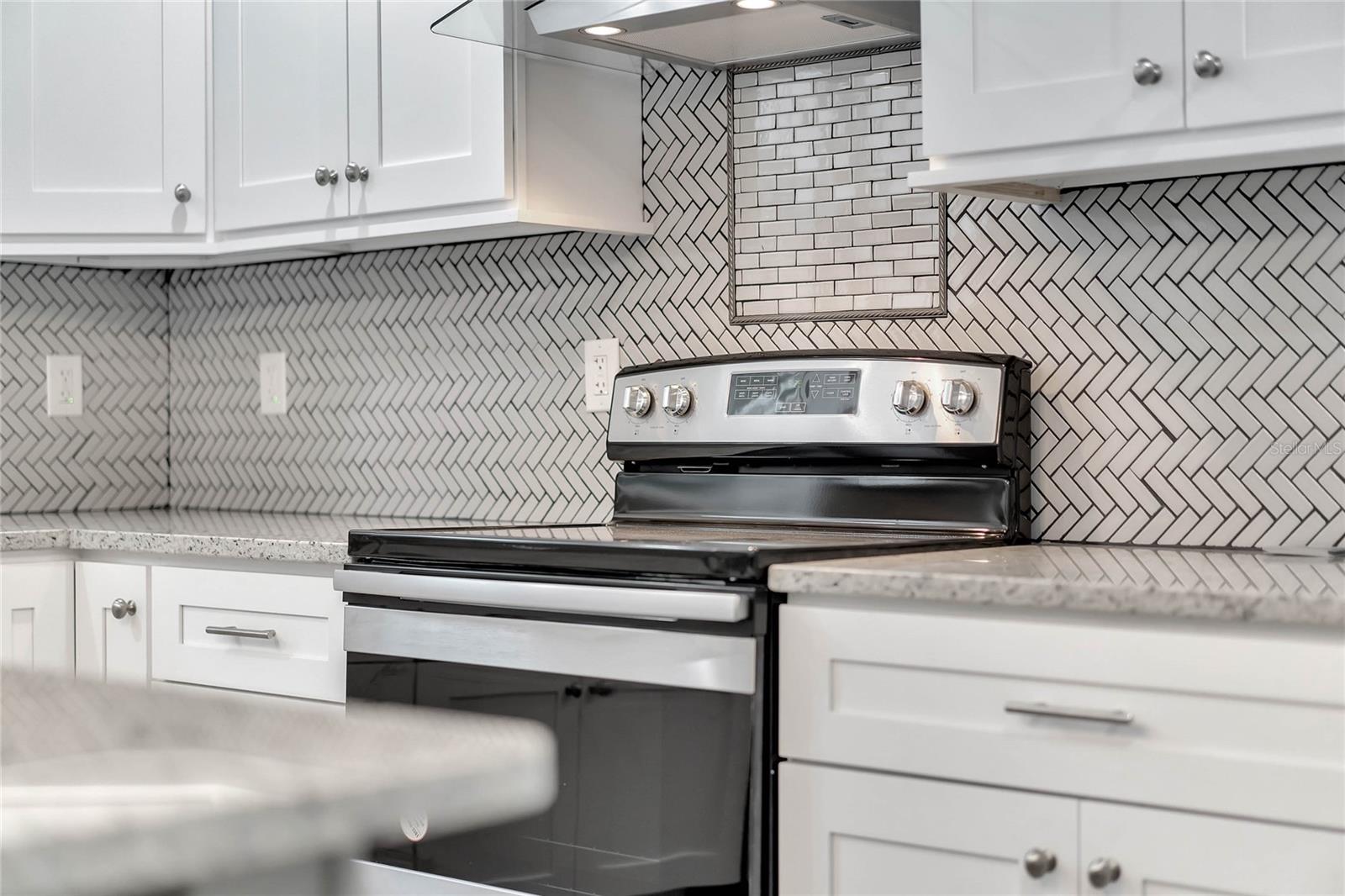 LEESBURG GAMBLE COTTRELL - Residential Lease