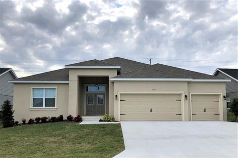 4 beds bed, 3 baths bath property at 3338 Pearly Drive, Lakeland, FL 33812