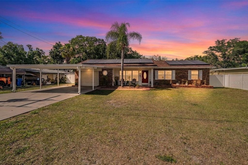 Photo of 127 Connie Avenue, Tampa, FL 33613 (MLS # G5111383)