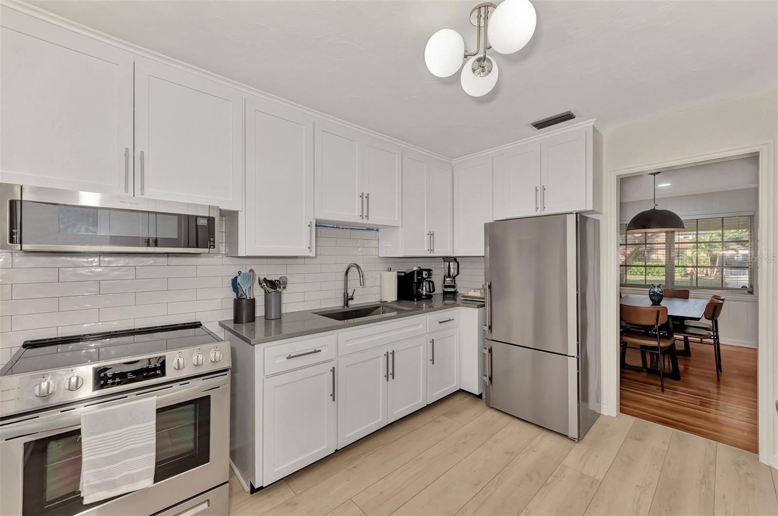 MIDWOOD MANOR - Residential Lease