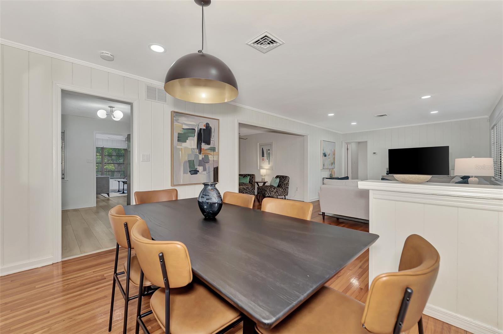 MIDWOOD MANOR - Residential Lease