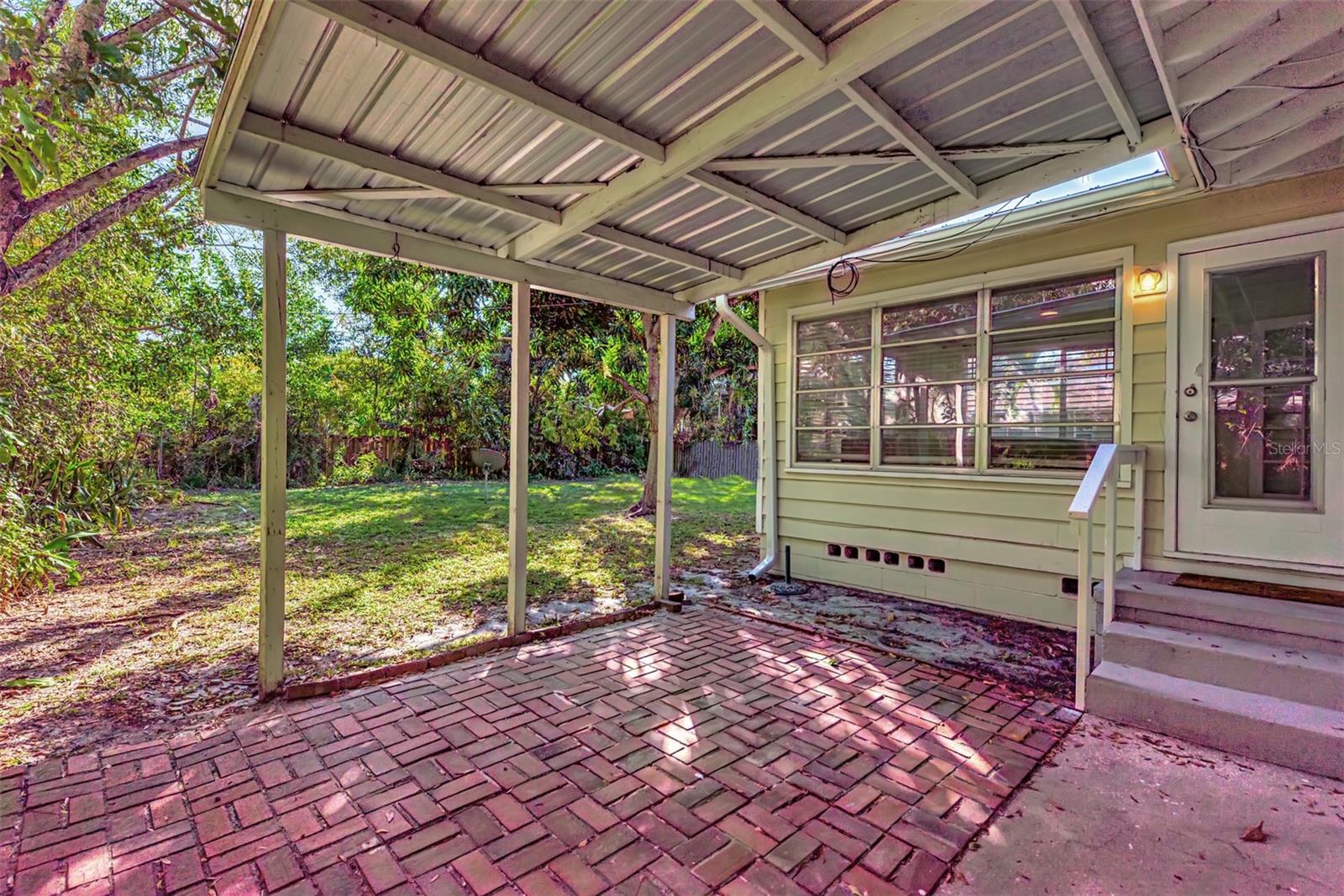 MIDWOOD MANOR - Residential Lease