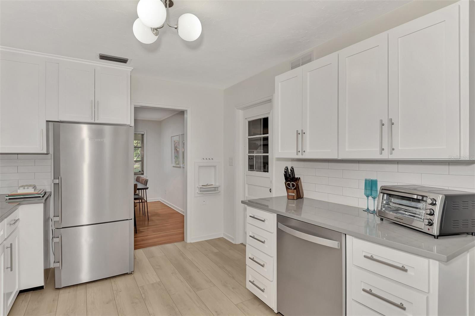 MIDWOOD MANOR - Residential Lease