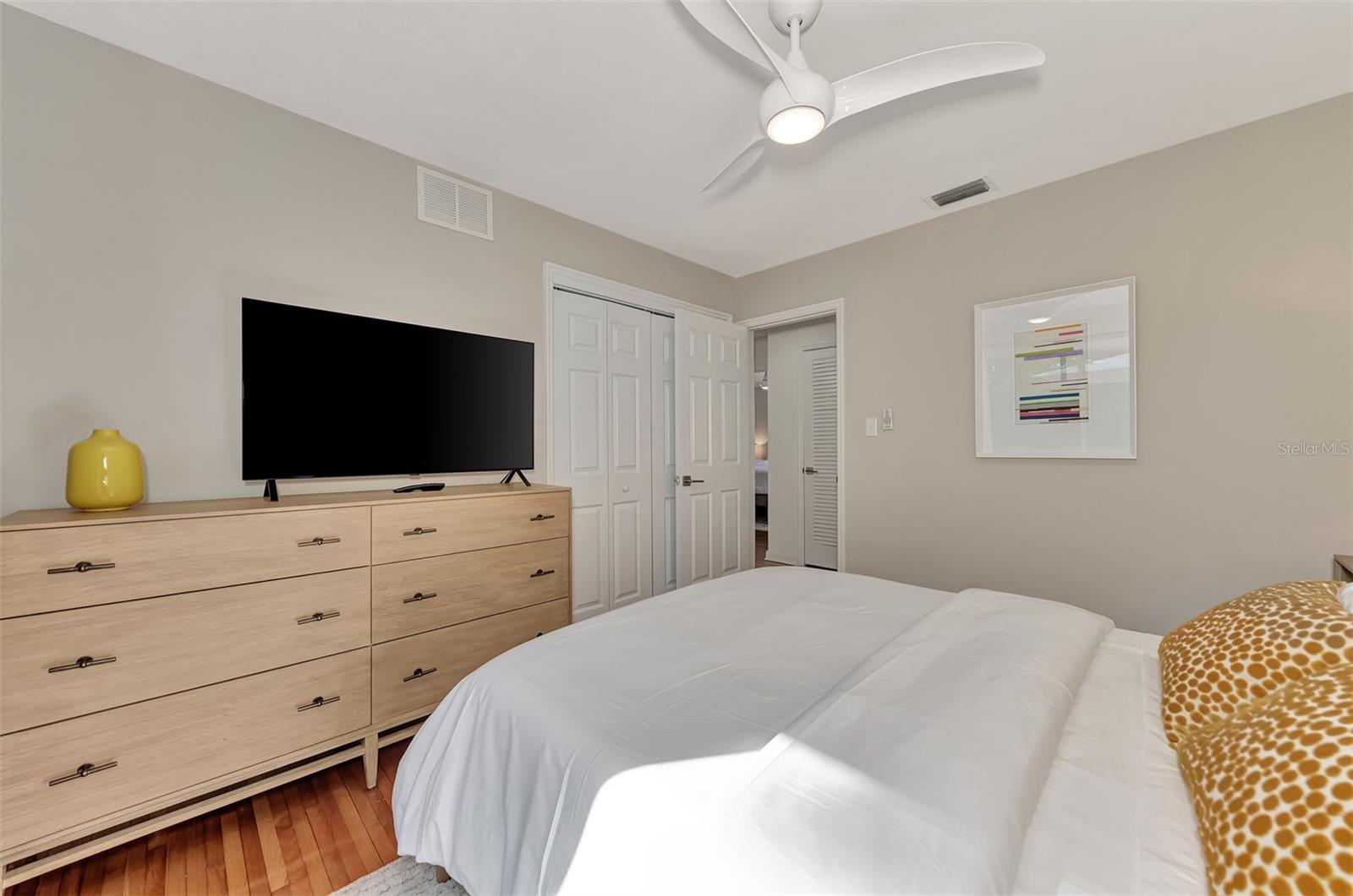 MIDWOOD MANOR - Residential Lease