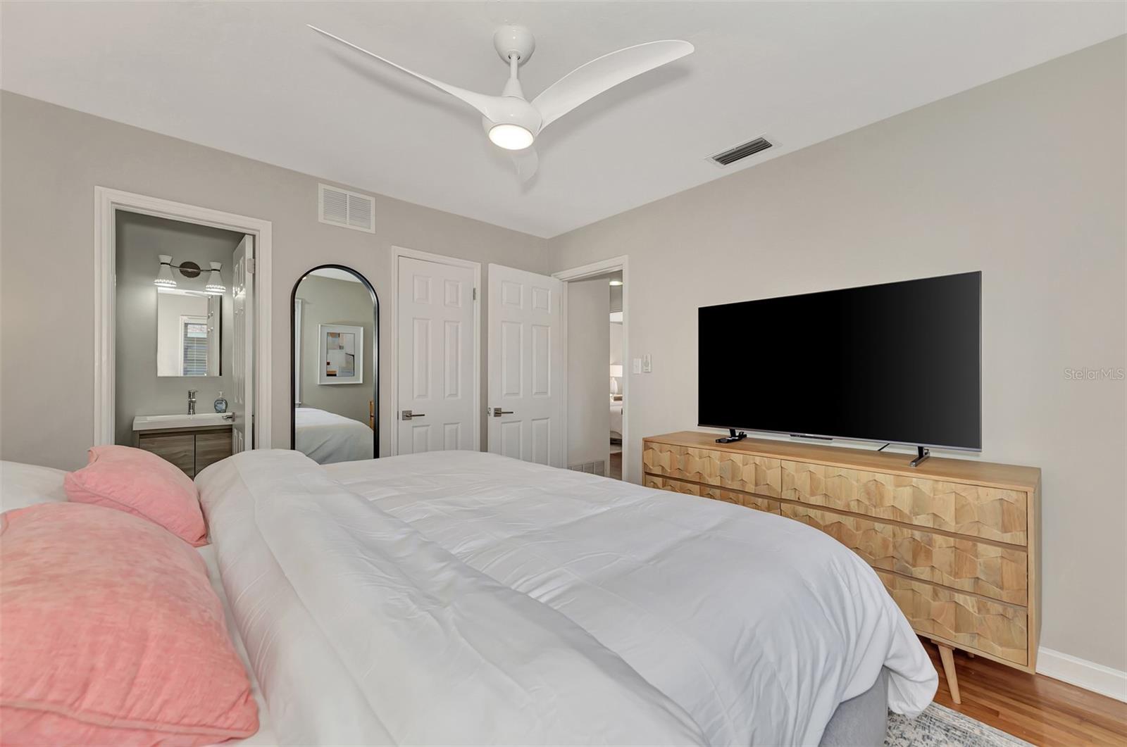MIDWOOD MANOR - Residential Lease