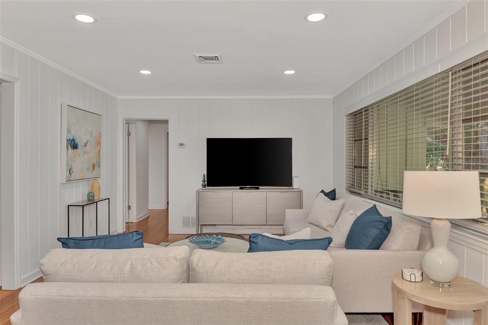 MIDWOOD MANOR - Residential Lease