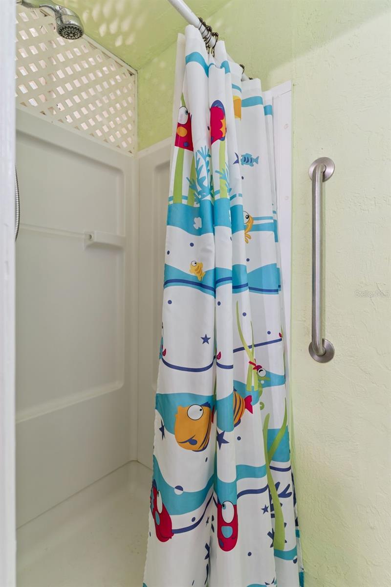 GULF HIGHLANDS - Residential