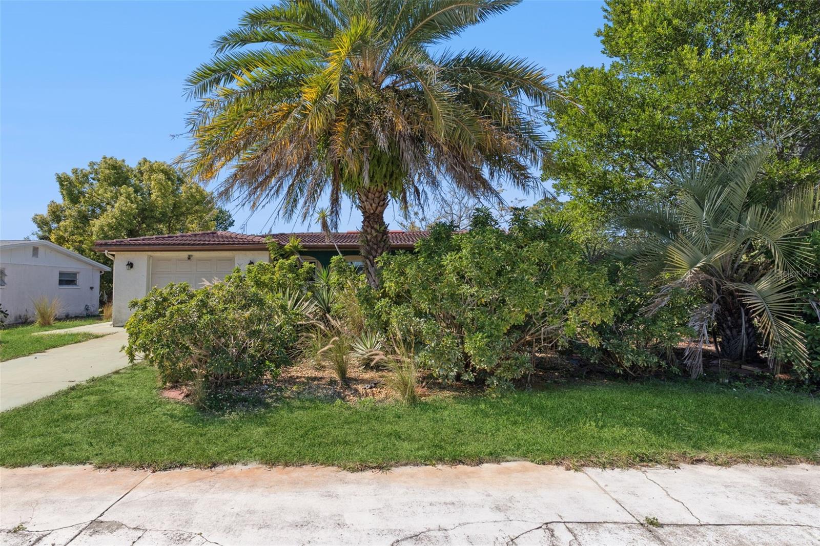 GULF HIGHLANDS - Residential