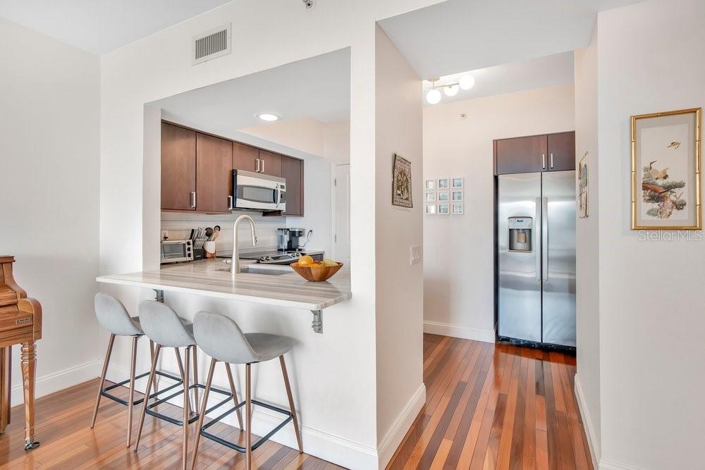 WAVERLY/LK EOLA - Residential